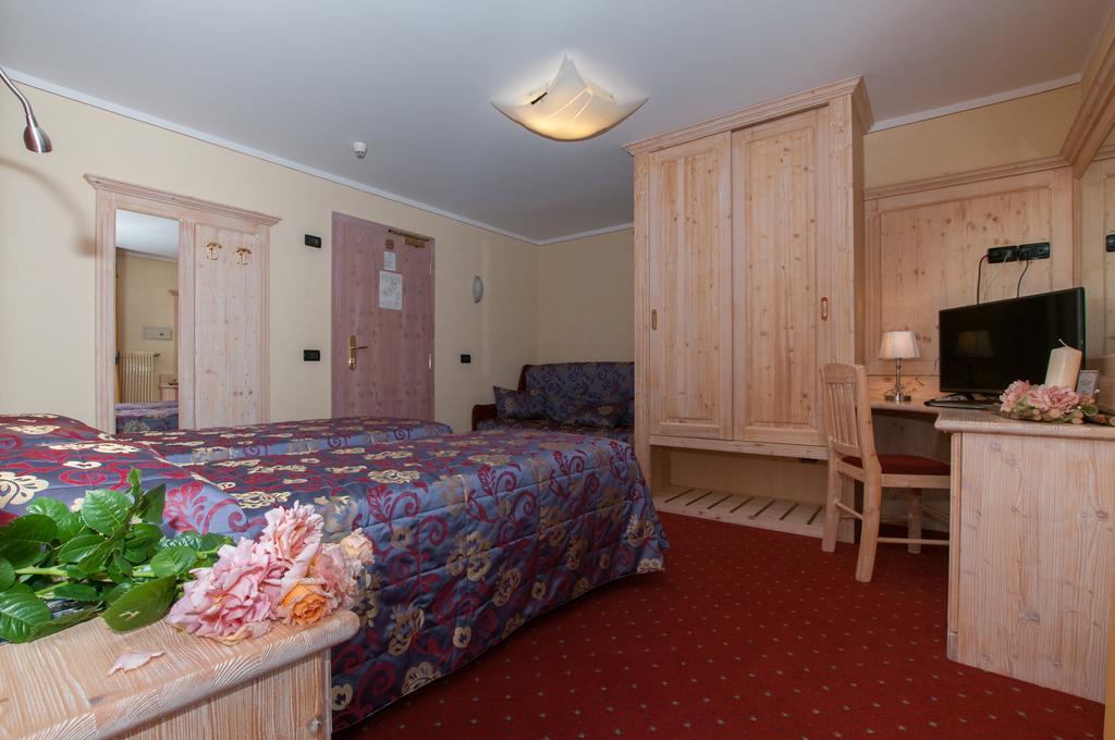 Hotel Val Di Sole Меццана Екстер'єр фото