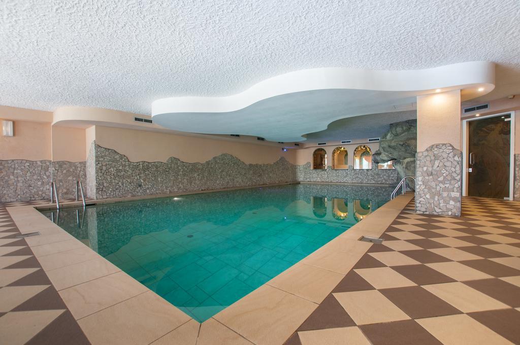 Hotel Val Di Sole Меццана Екстер'єр фото