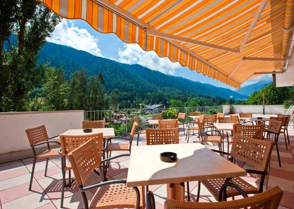 Hotel Val Di Sole Меццана Екстер'єр фото